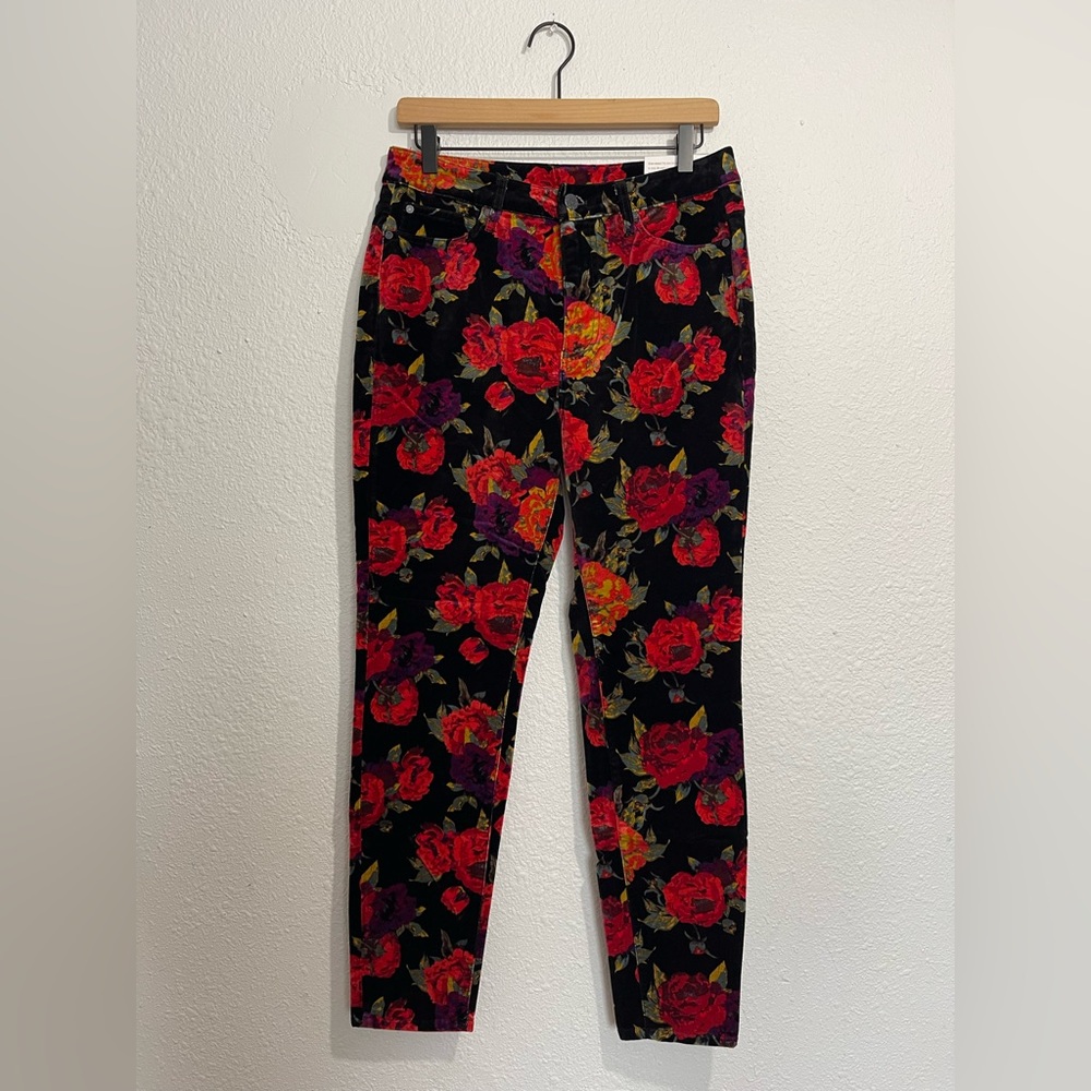 SOFT SURROUNDINGS Black Floral  Ponte Pants - Rose Print